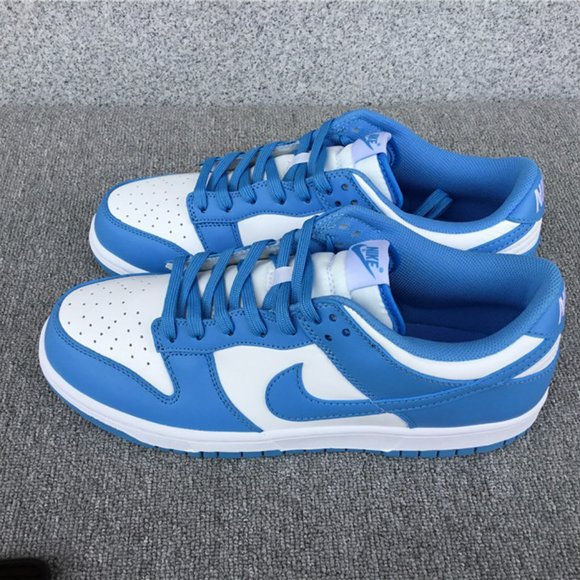 Nike Dunk Low x UNC Sneakers - Picture 5 of 5